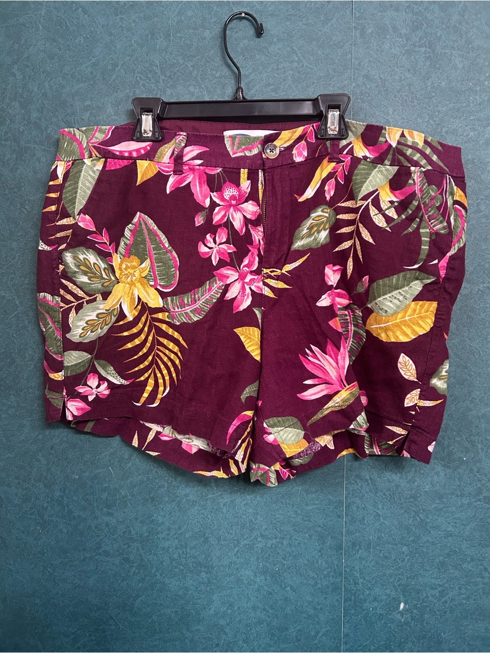 GUC Old Navy 18 Burgundy Floral High-Waist Summer Shorts
